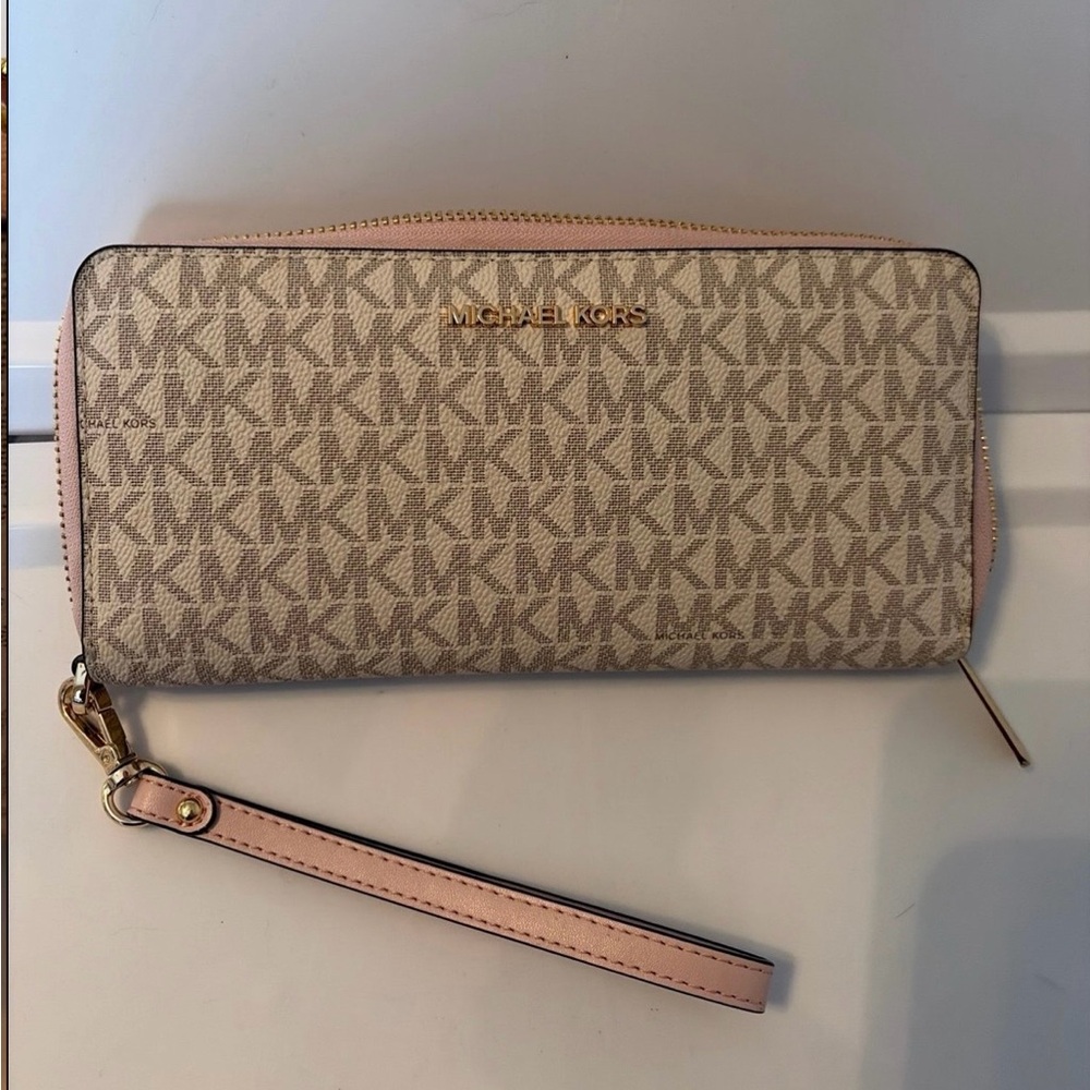 Michael Kors Beige and Pink Wristlet